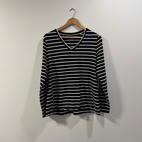 Denver Hayes Women’s size Large Long sleeve shirt Black and White Stripe - Picture 1 of 5